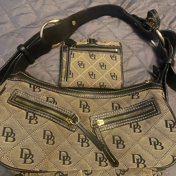 Dooney and Bourke Vintage Purse and Wallet - Picture 9 of 10